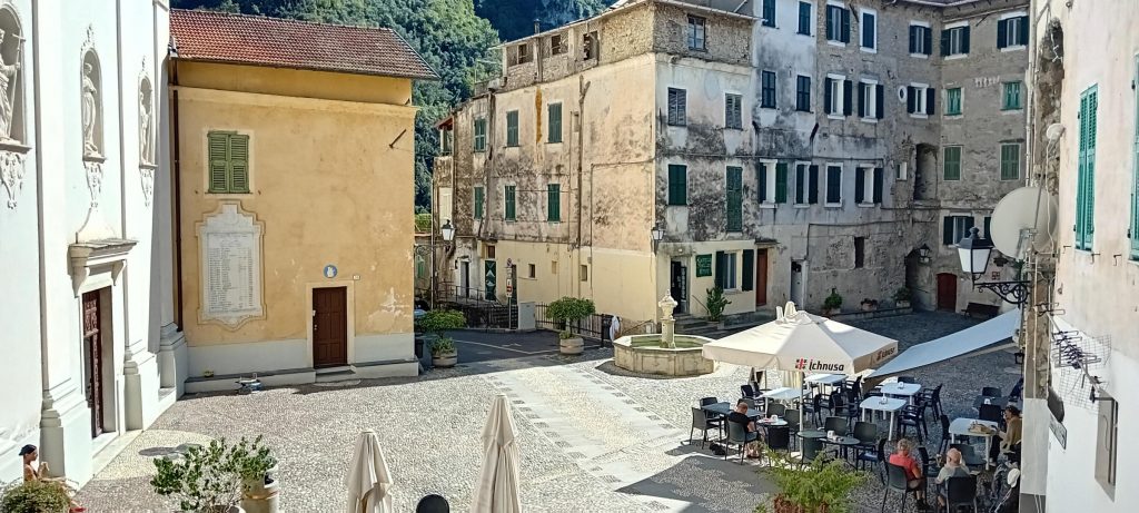 Il borgo di Airole